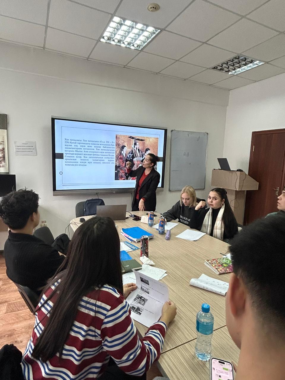 Хань патшалығы мен Үйсін елі арасындағы байланыстар қытайтану кафедрасында ғылыми тұрғыда талқыланды